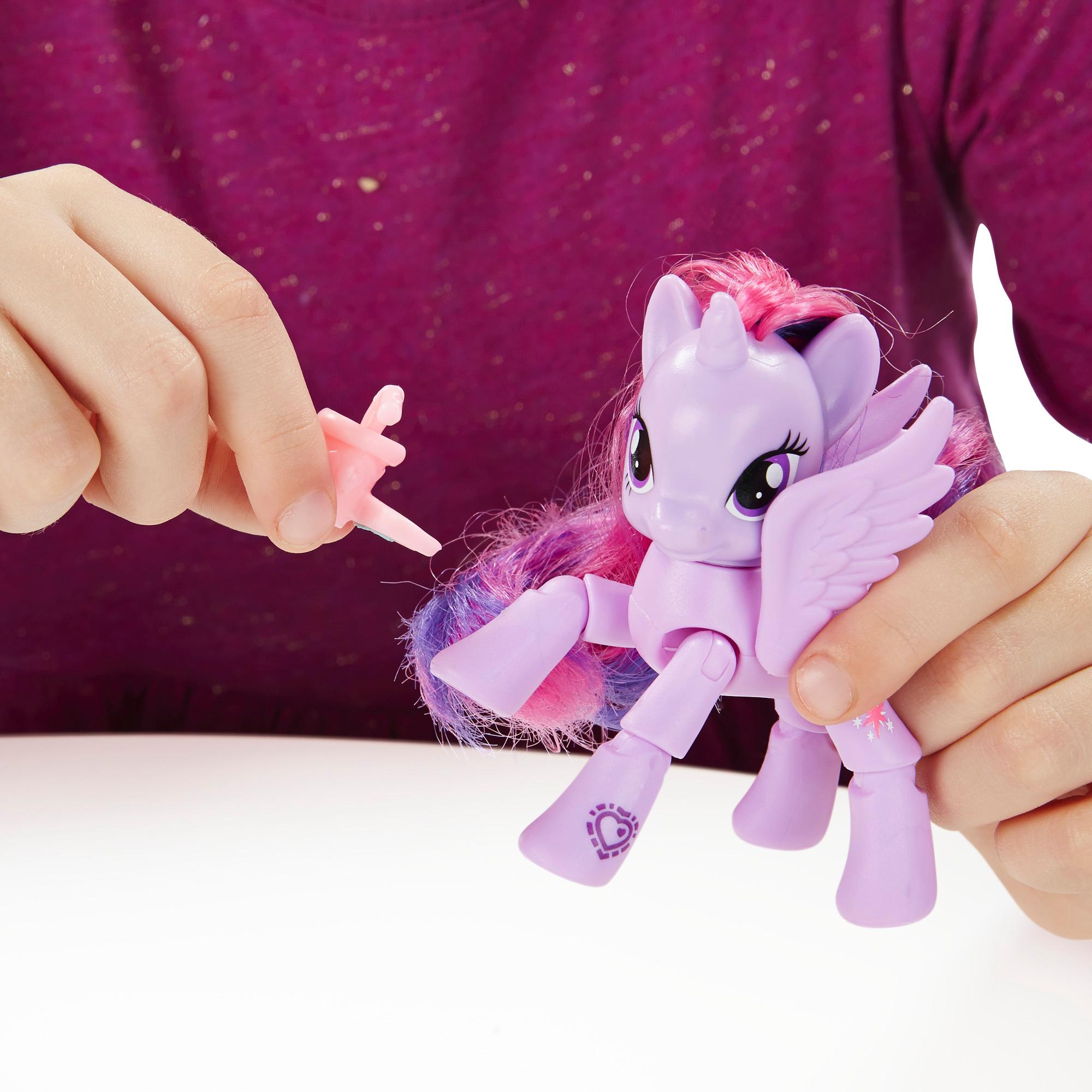Фигурка пони с артикуляцией Принцесса Твайлайт Спаркл из серии My Little Pony  